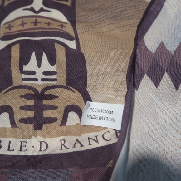 Double D Ranch Western Totem Scarf in  Cream - Picture 4 of 5